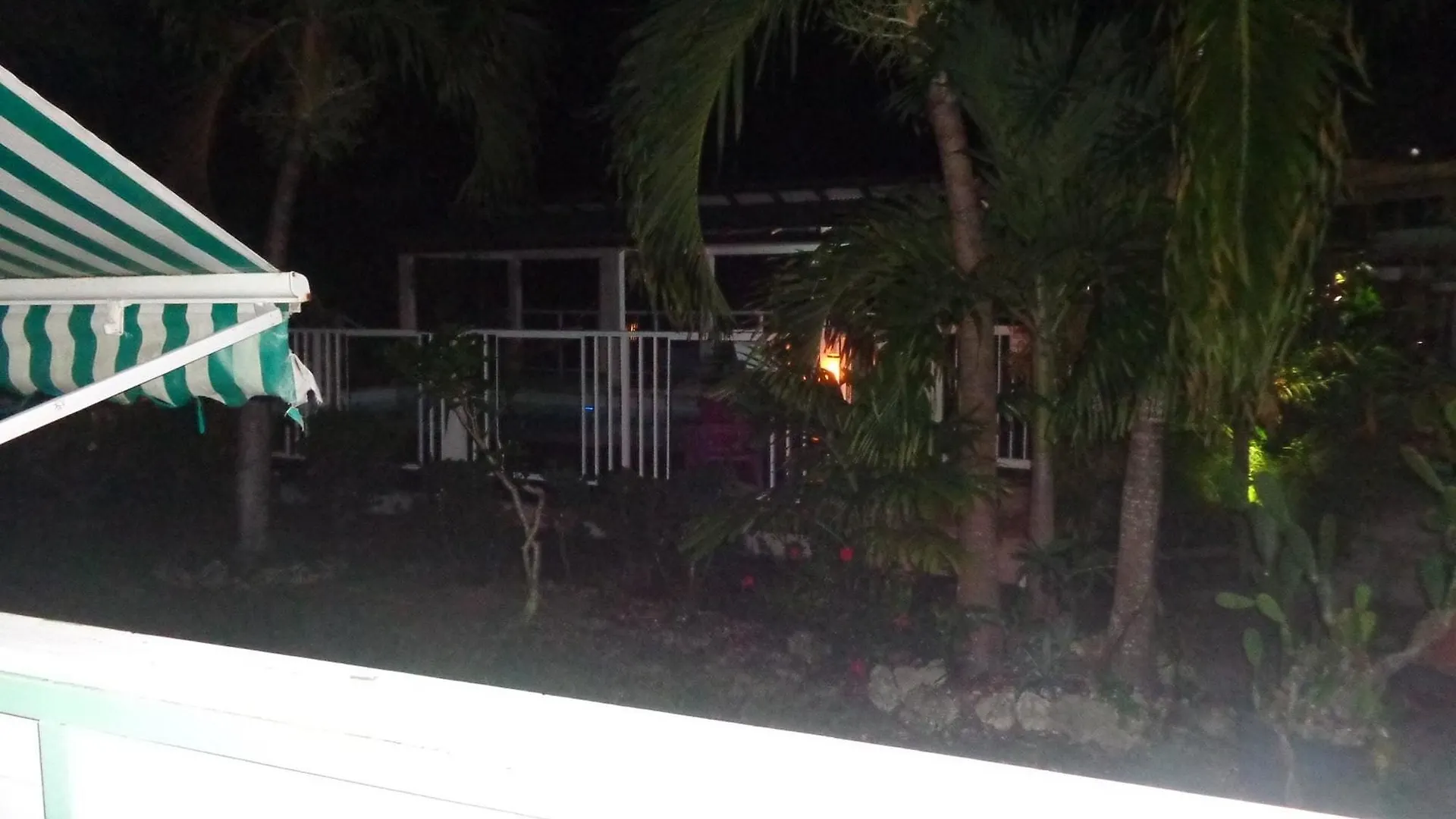 House With 2 Bedrooms In Le Moule, With Pool Access, Furnished Garden 0*,  Guadeloupe